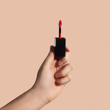 Load image into Gallery viewer, Matte Lip Stain_4.png

