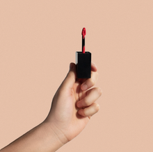 Load image into Gallery viewer, Matte Lip Stain_2.png
